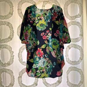 Navy Blue Floral Kimono!